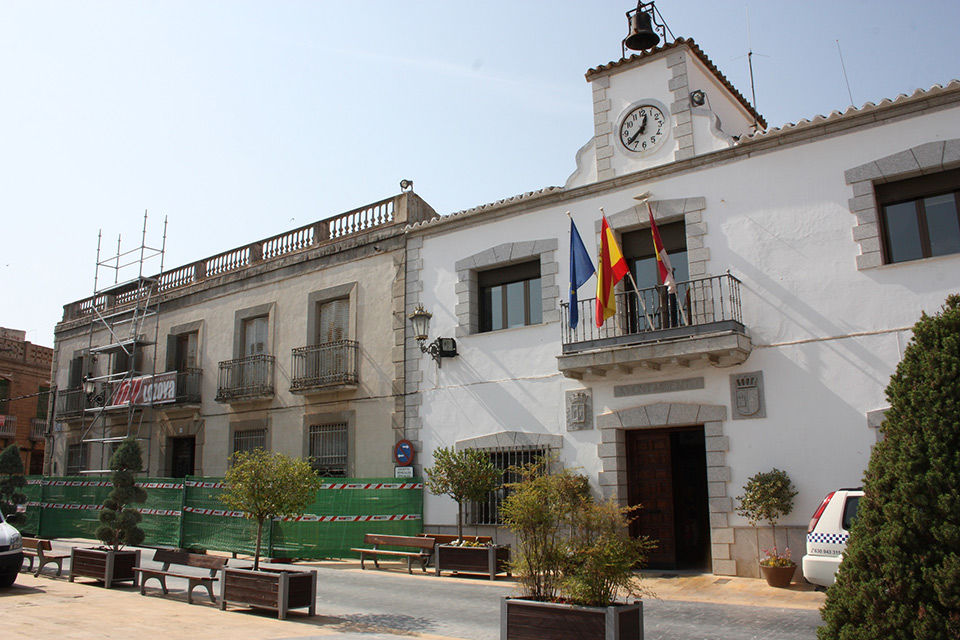 http://www.miguelesteban.es/images/obrasaytome.jpg